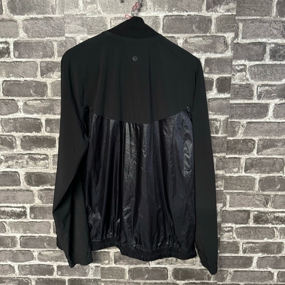 Lululemon All Roads 1/2 Zip jacket pullover Black pockets - Picture 9 of 12